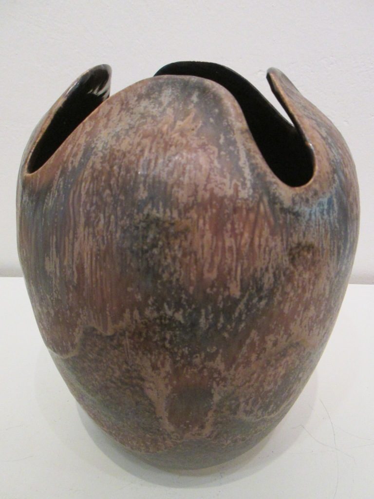 Metal_vase_538868f858ff5